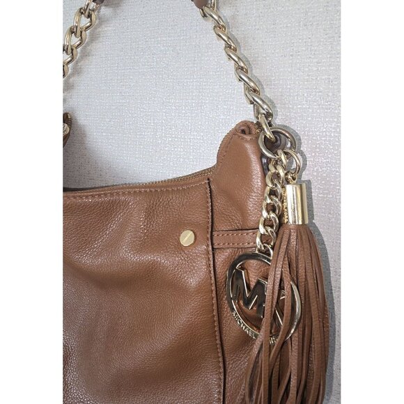 MICHAEL KORS MEGAN BROWN PEBBLED LEATHER TASSEL CROSSBODY OR SHOULDER BAG - Picture 2 of 11